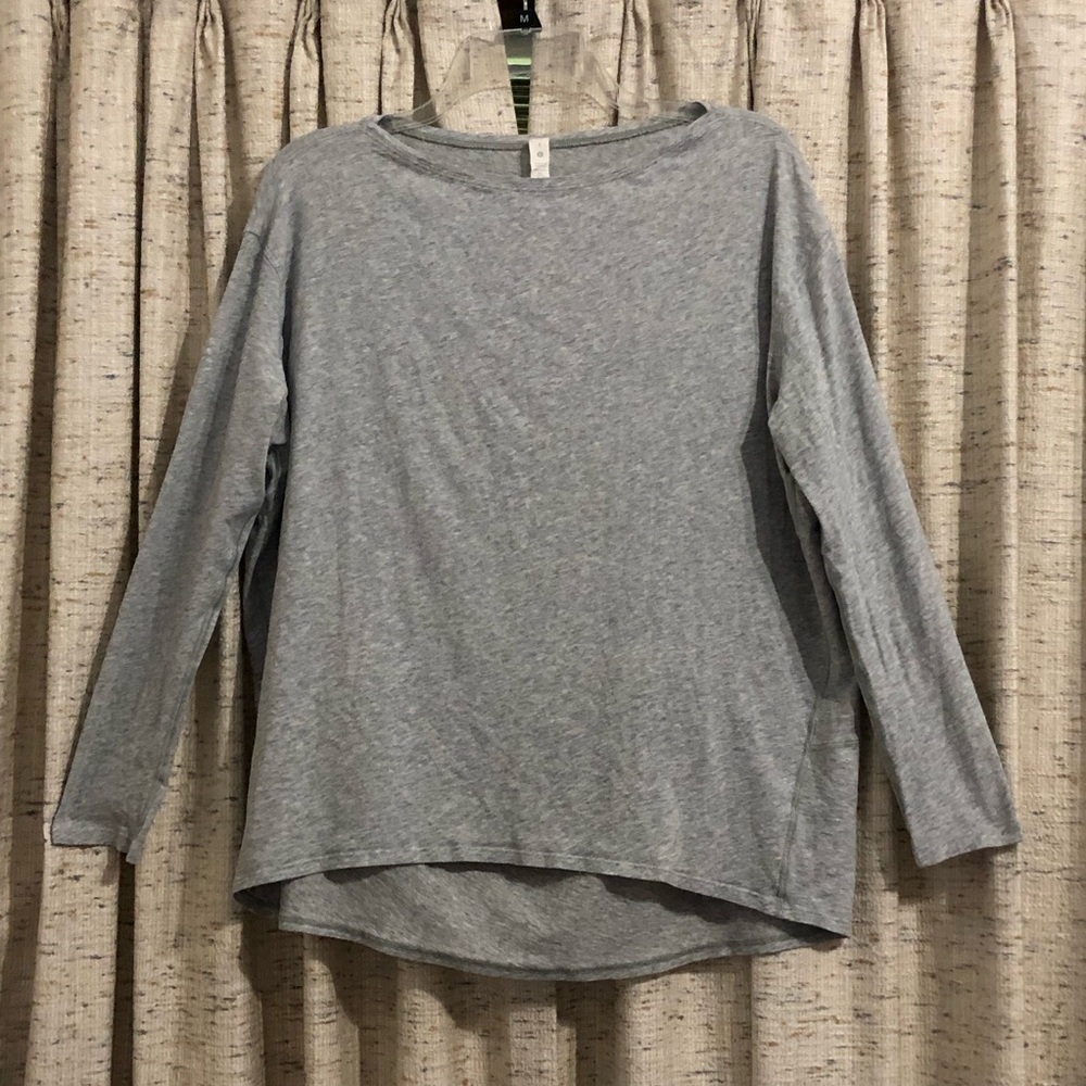 Lululemon Back in Action Long Sleeve Top